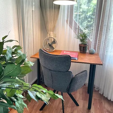 Viktor Apartment